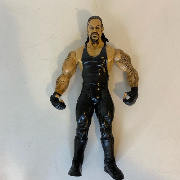 lot of 4  vintage WWE action figures. - Picture 9 of 9